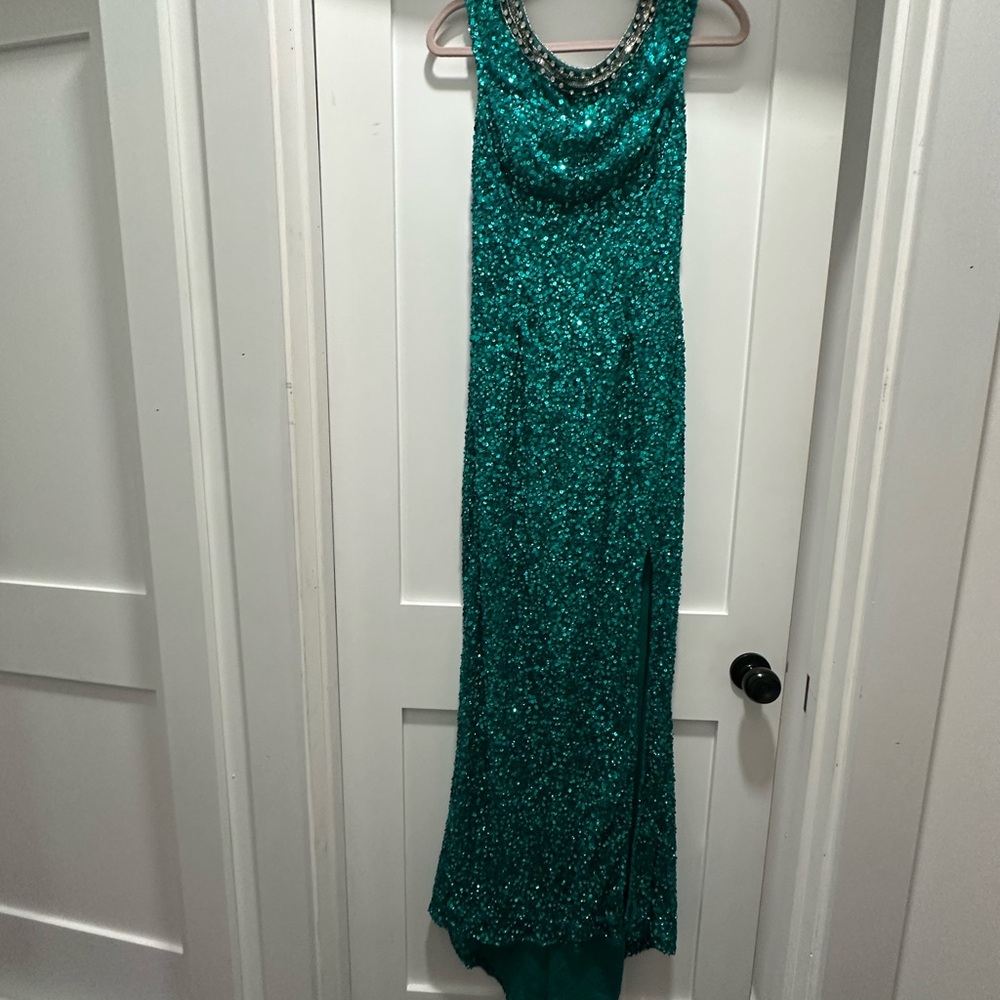 Scalia Emerald Green Sequin Gown sz 8 - Picture 2 of 14